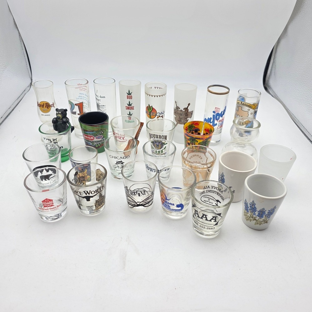 Lot of 25 Vintage Souvenir Shot Glasses Hard Rock Cafe Grand Ole Opry Travel H4 - Picture 3 of 16
